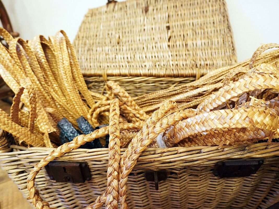 Strohflechten Bänder