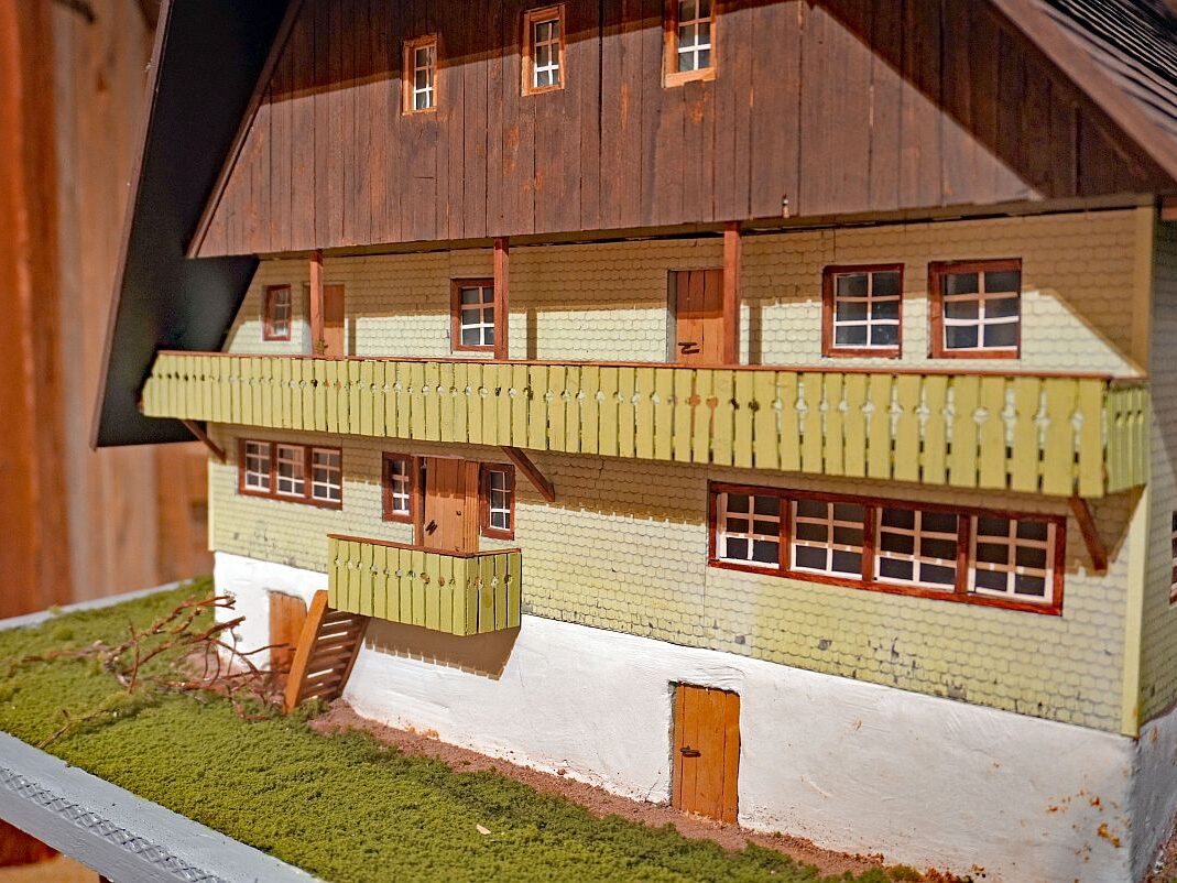 Modell des ehemaligen BerWiesenbauernhofesbauernhofes