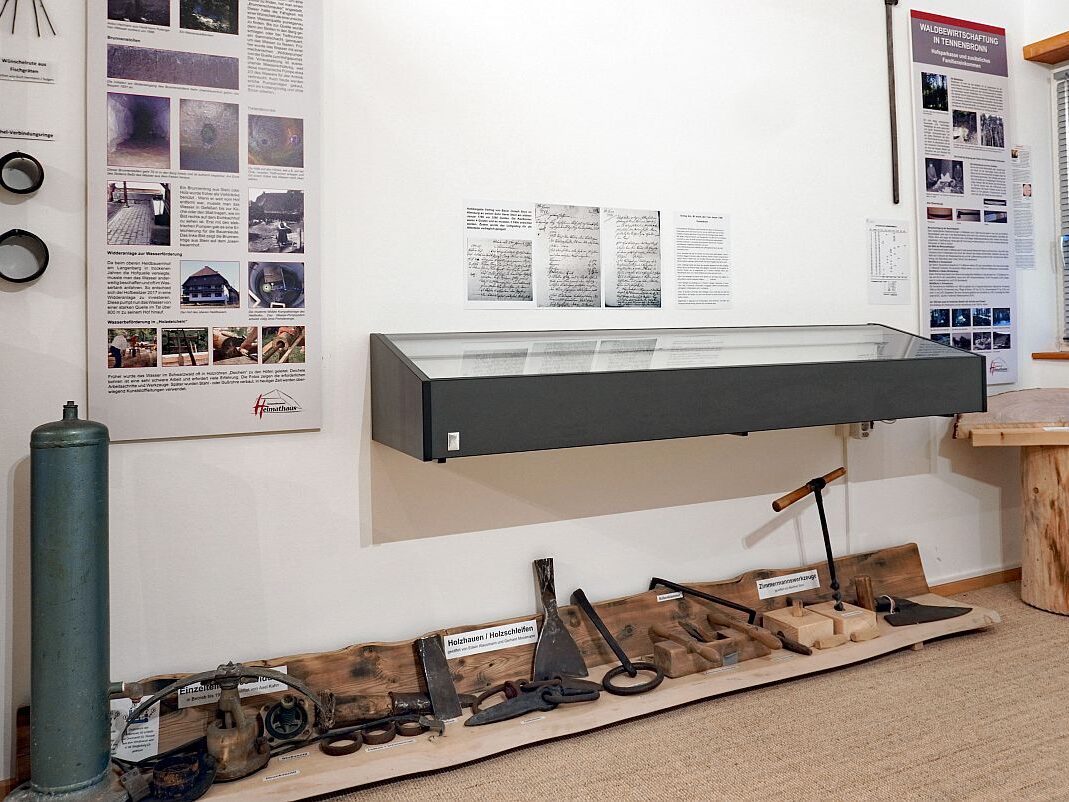 Holzbearbeitung und Waldarbeit Werkzeug