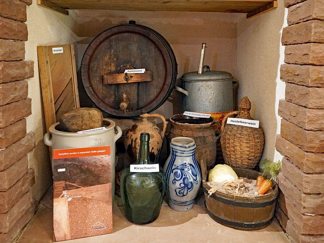 Lagern von Nahrung im Gewölbekeller