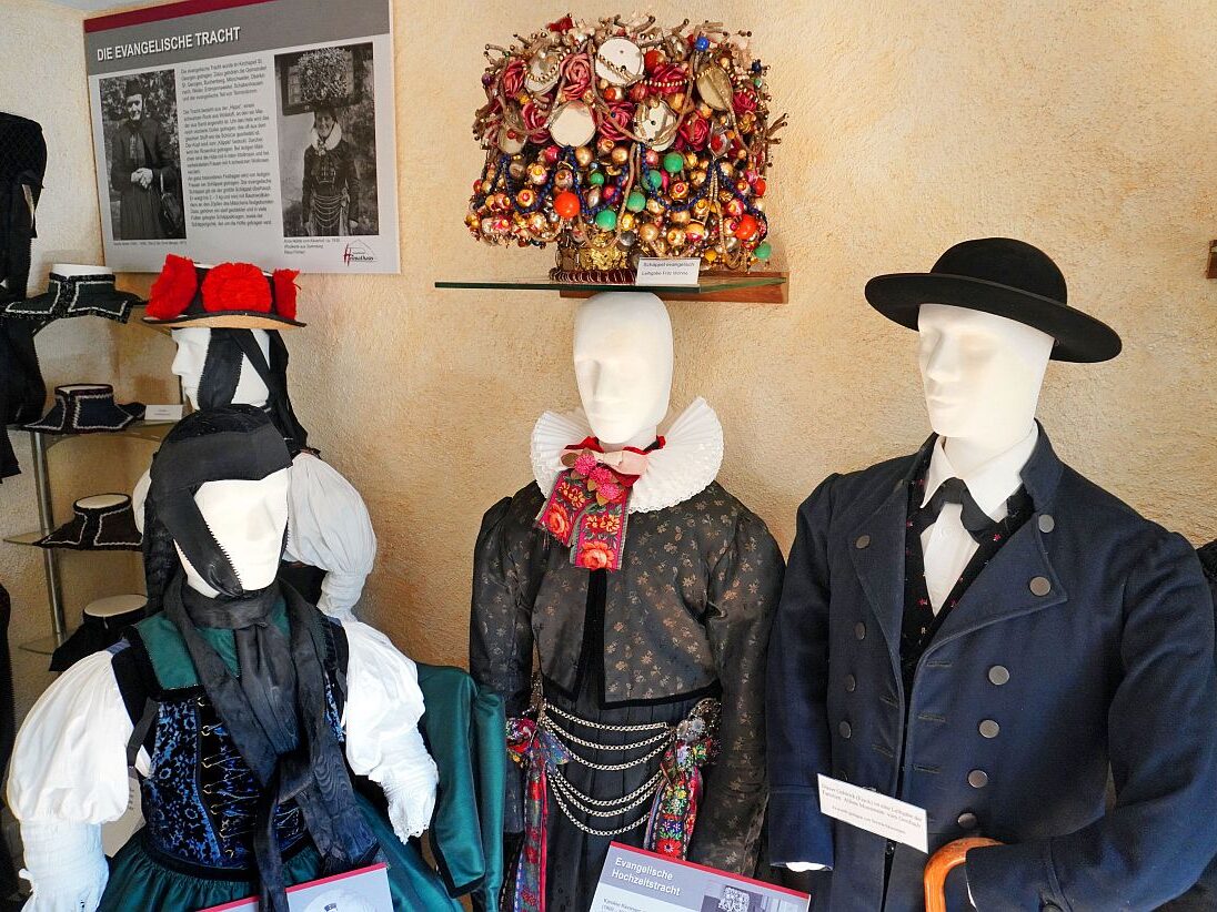 Trachtengruppe evangelische Tracht