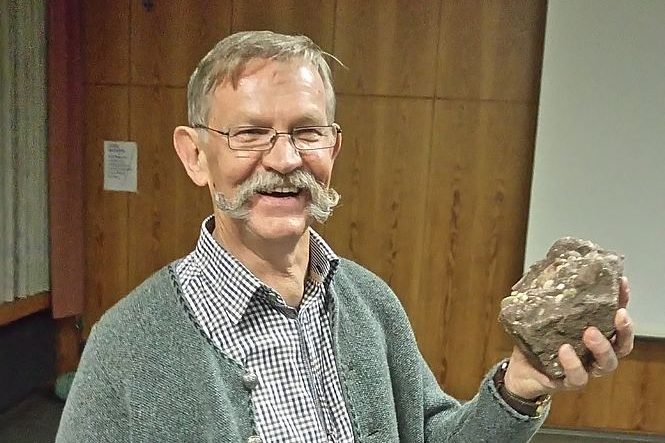 Fritz Wöhrle Tennenbronner Geologie – Die Kruste, auf der wir leben Fritz Wöhrle Tennenbronner Geologie - Die Kruste, auf der wir leben