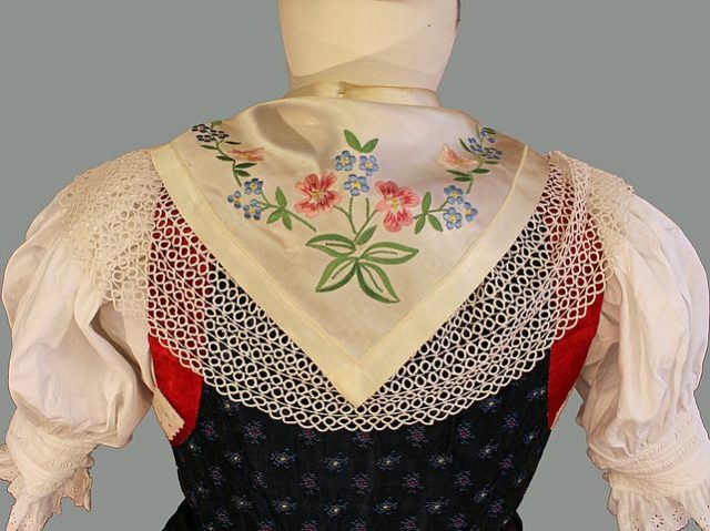 Die fürstenberger Tracht im oberen Kinzigtal