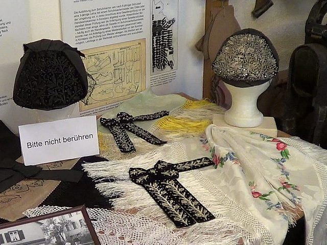 Kopfbedeckung der fürstenberger Tracht im oberen Kinzigtal