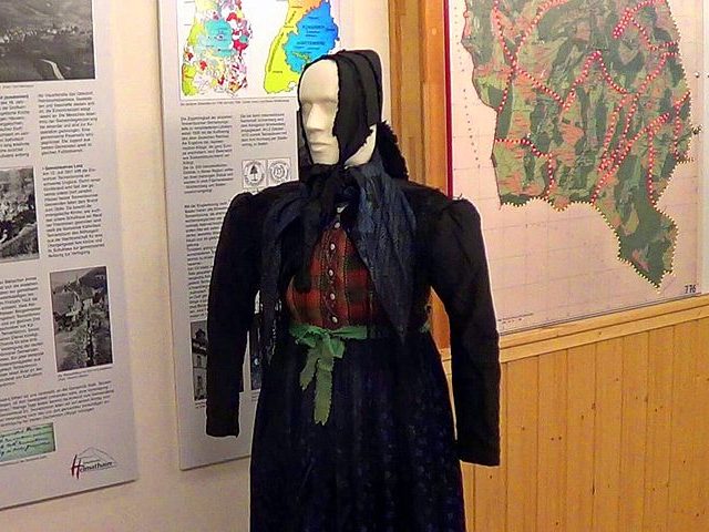 Die Tracht aus Katholisch-Tennenbronn