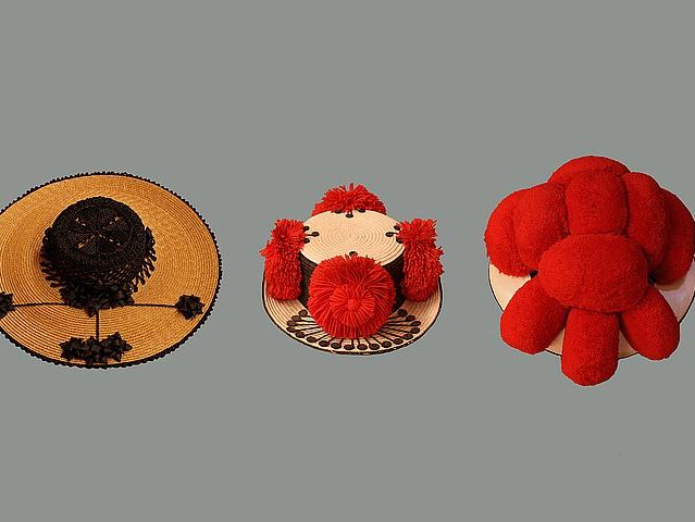 trohhüte aus Lehengericht, St. Georgen und Gutach im Größenvergleich