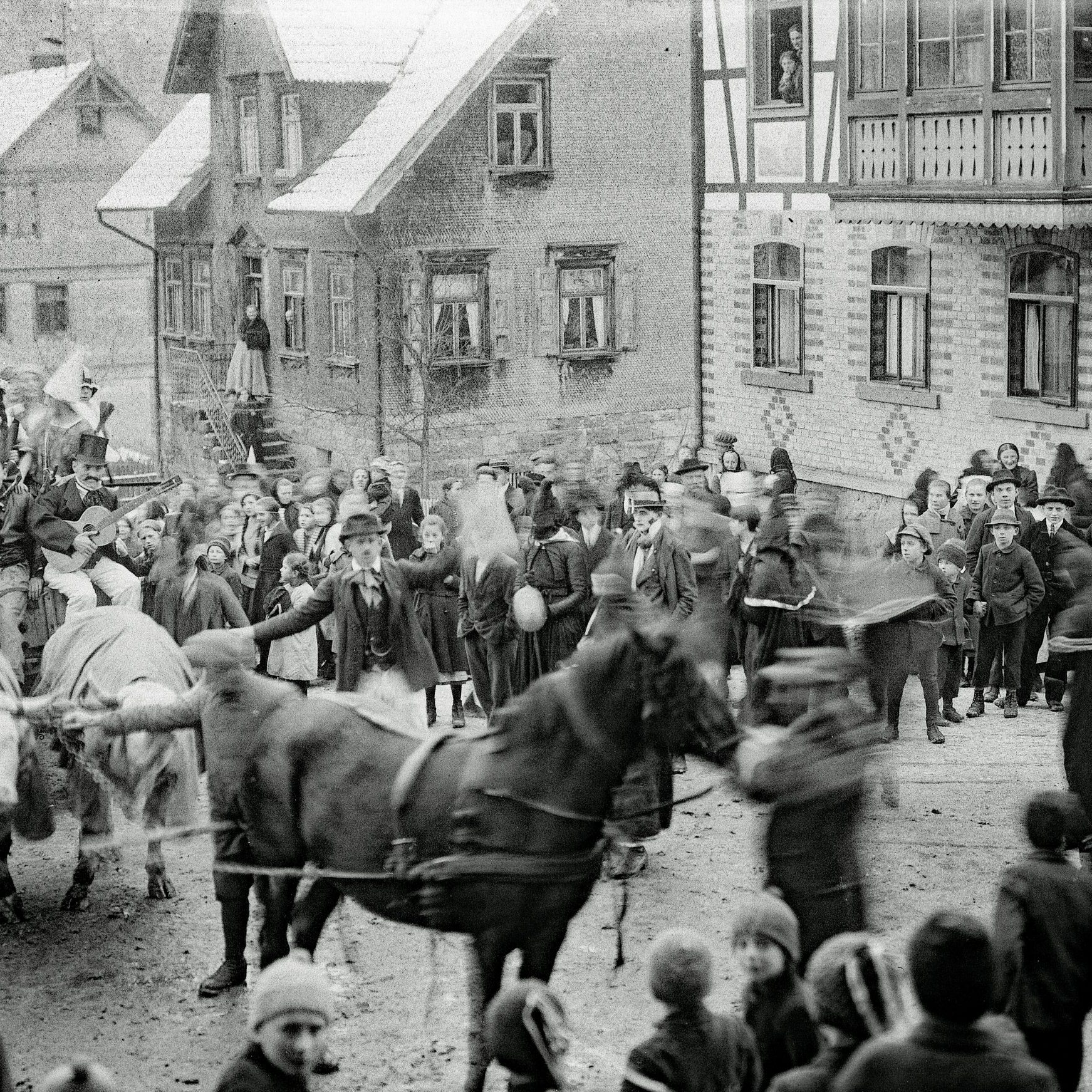 FE 007 SA1 GP56 Fasnetumzug Loewenstrasse