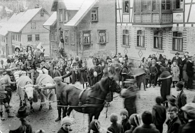 FE 007 SA1 GP56 Fasnetumzug Loewenstrasse FE 007 SA1 GP56 Fasnetumzug Loewenstrasse