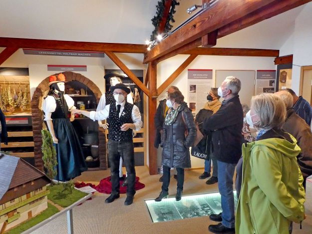 Heimathaus Tennenbronn 225 Jahre Rosenhut Sonderausstellung 06 1