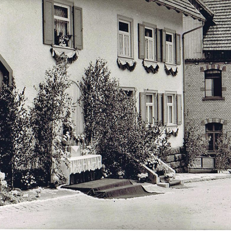 19xx K Fronleichnam Altar Roth Loewenstrasse