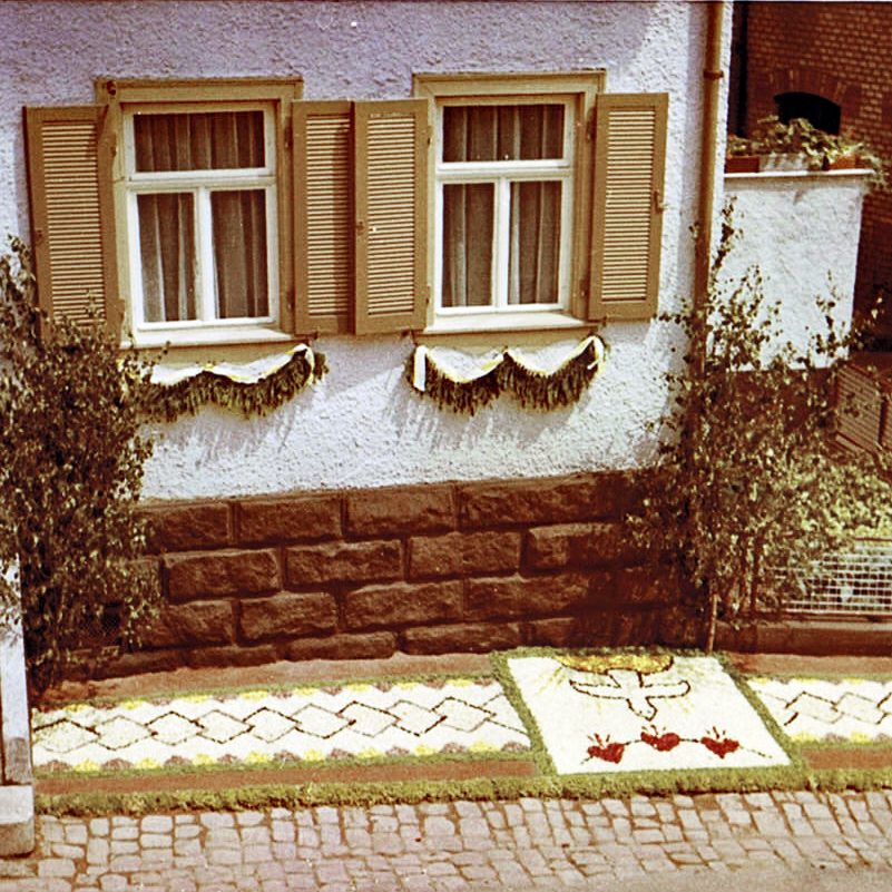 19xx K Fronleichnam Altar Roth Loewenstrasse 3