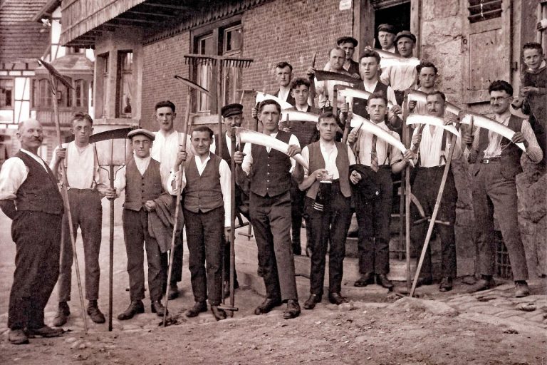 Heuernte beim Loewenwirt in Tennenbronn 3