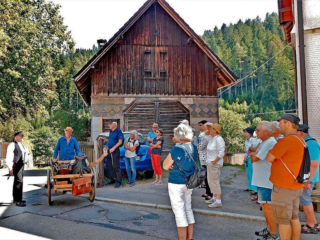 Fuehrung mit dem Dorfbuettel in Tennenbronn 08