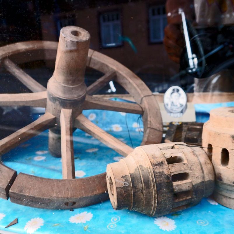 Schaufensterausstellung in Tennenbronn zur Geschichte des Handwerks 13