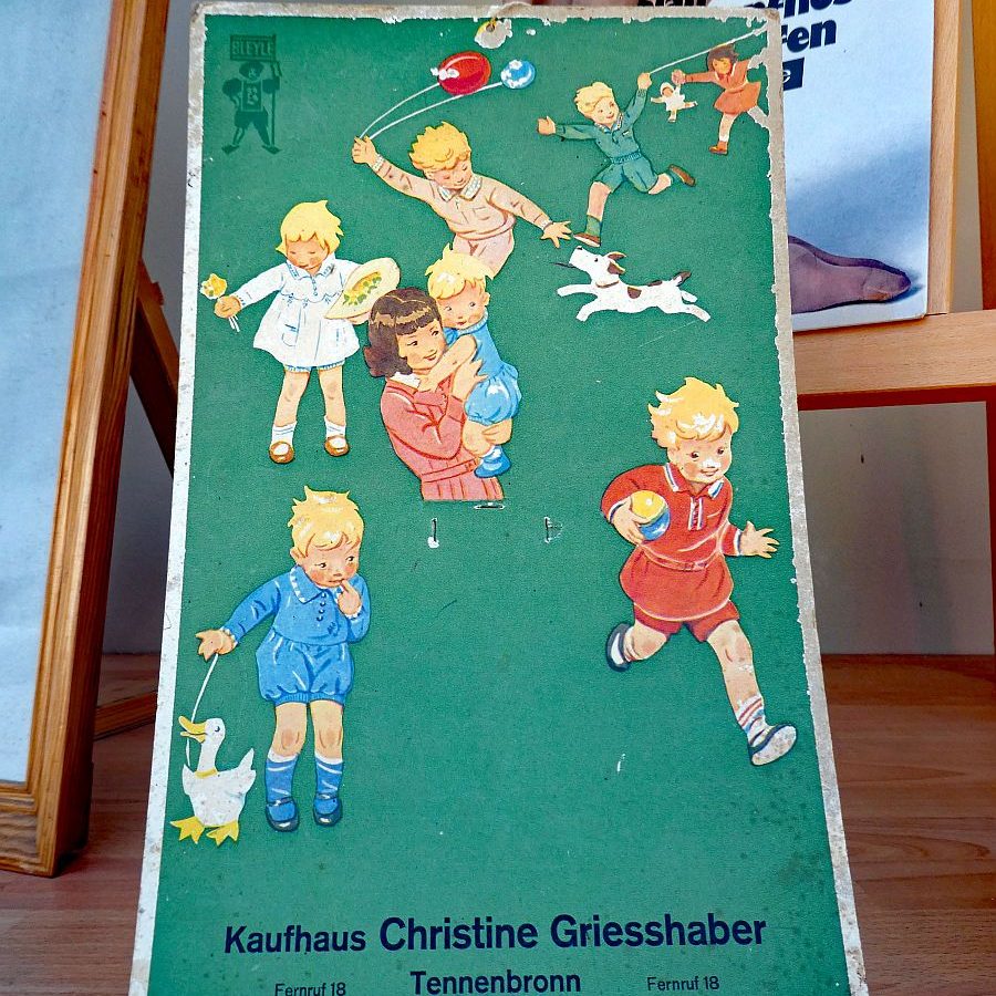 Schaufensterausstellung in Tennenbronn zur Geschichte des Handwerks 17