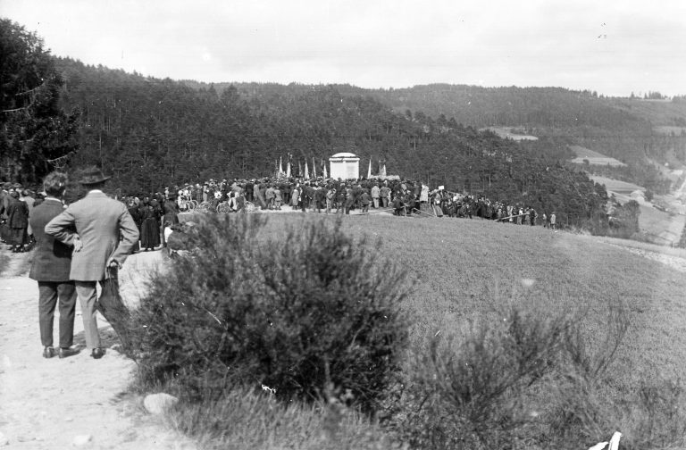 D 0079 SB5 GP398 Einweihung Kriegerdenkmal A4