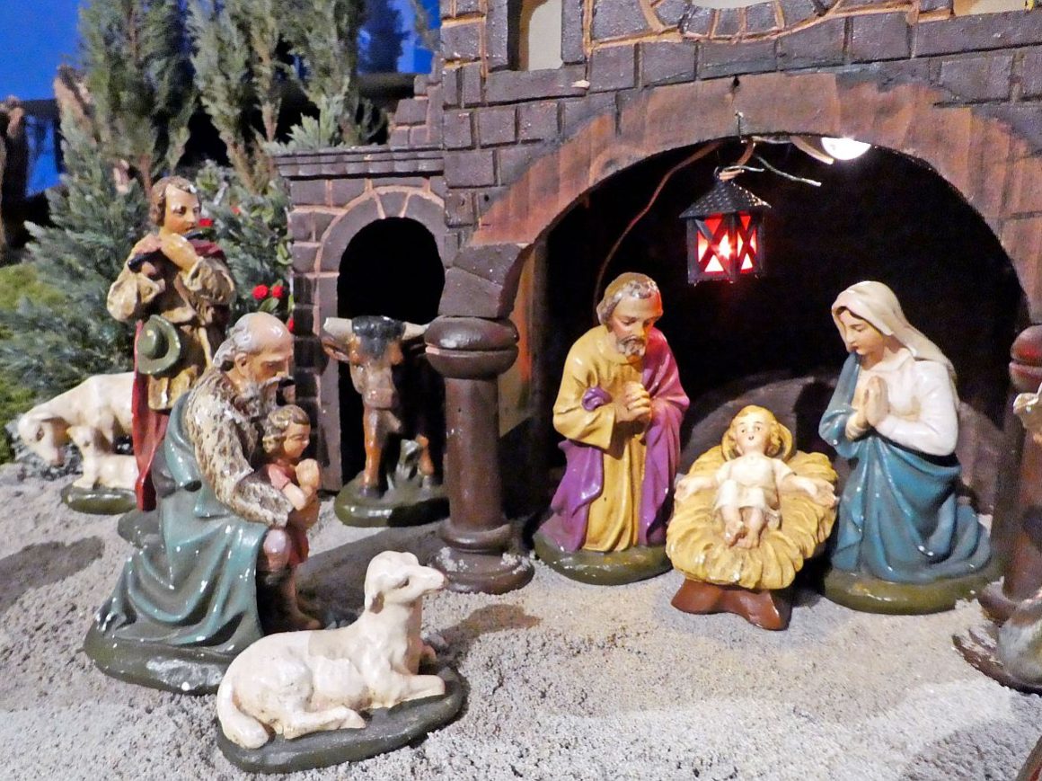 Krippe Heimathaus Tennenbronn 07
