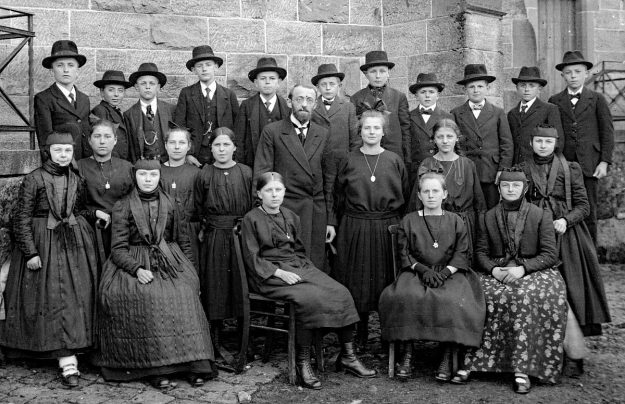 Konfirmation in Tennenbronn 1920 1960 06 Konfirmation in Tennenbronn 1920 1960 06