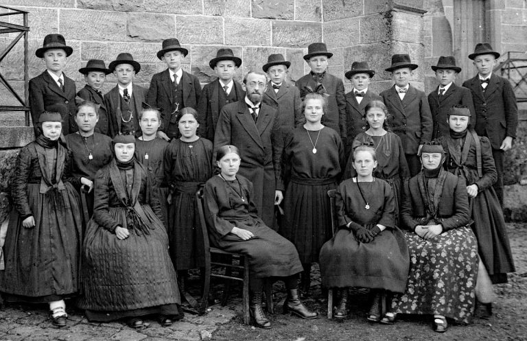 Konfirmation in Tennenbronn 1920 1960 06