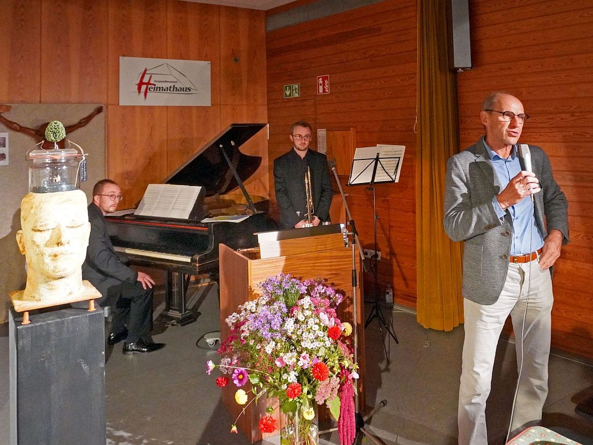 Christuskorpusse und Charakterköpfe 25