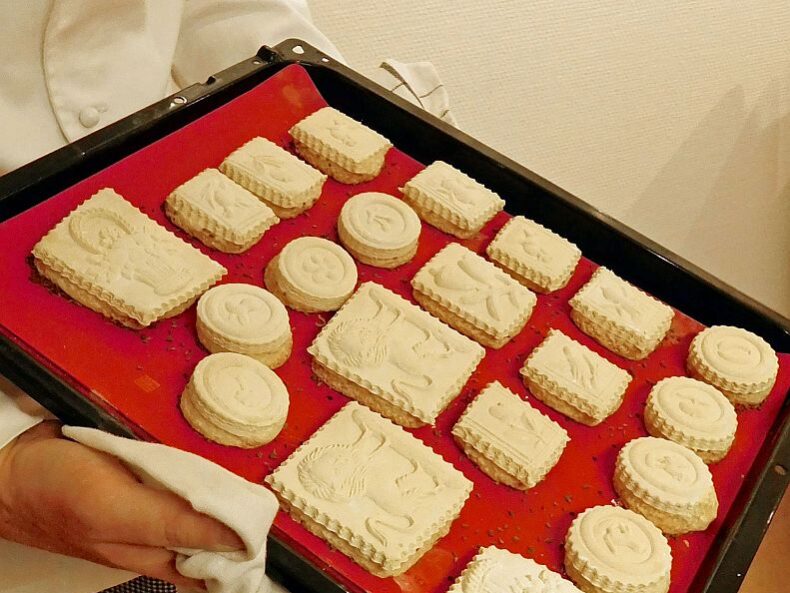 15 12 2024 Weihnachtsbacken Heimathaus 10