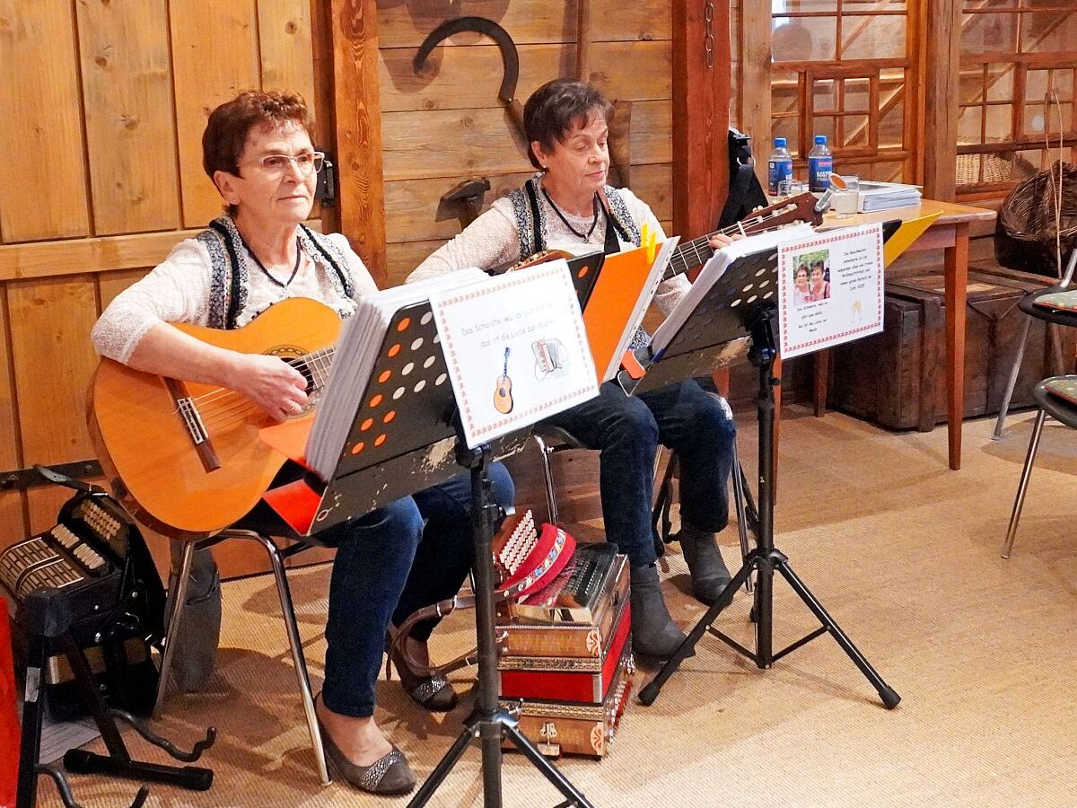 15 12 2024 Weihnachtsbacken Heimathaus 3