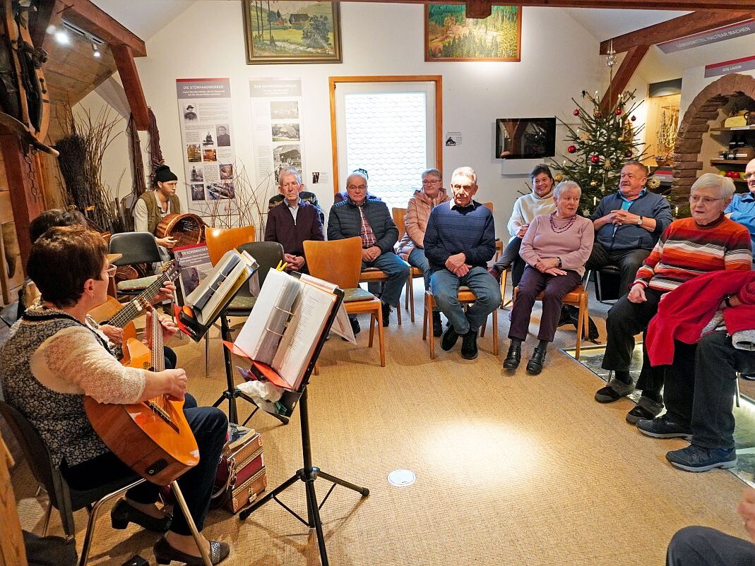 15 12 2024 Weihnachtsbacken Heimathaus 5