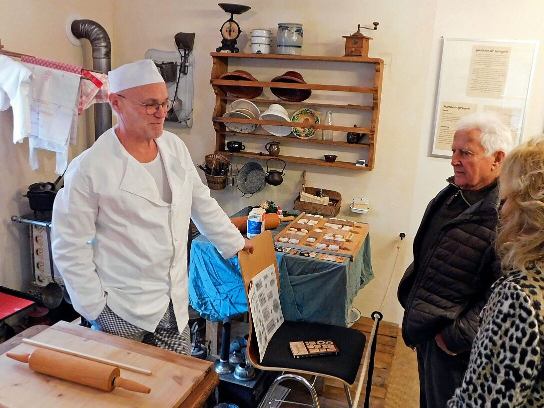 15 12 2024 Weihnachtsbacken Heimathaus 8