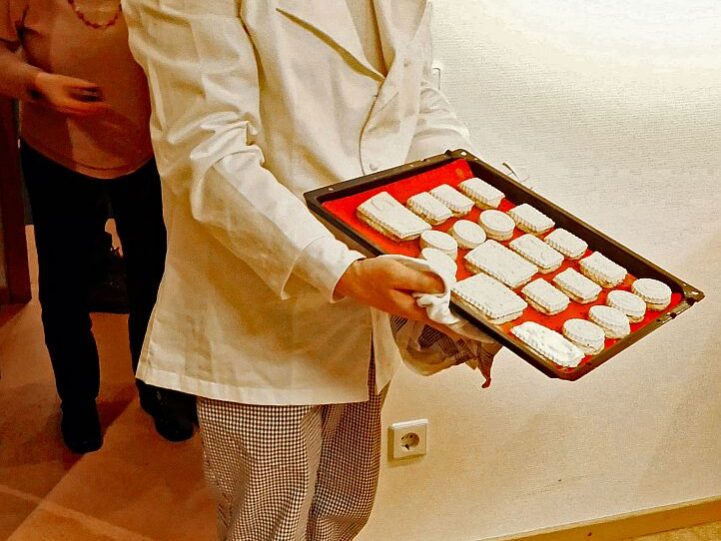 15 12 2024 Weihnachtsbacken Heimathaus 9