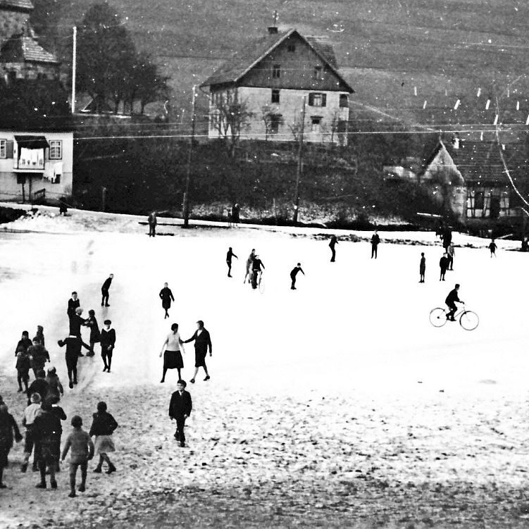 Schlittschuh Bachwiese 3