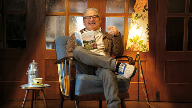 Elmar Langenbacher Geschichtenerzähler KR RGB (002) Elmar Langenbacher Geschichtenerzähler KR RGB (002)