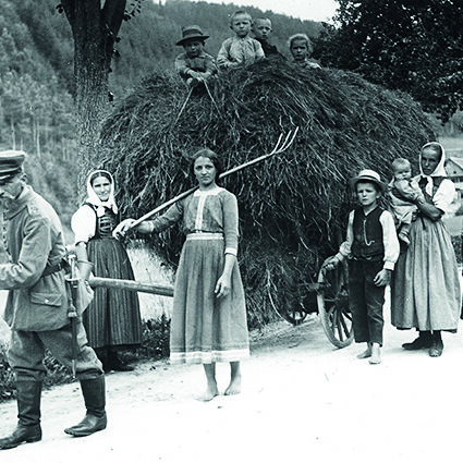 152 A 029 Heuernte Adelbert Martin 1. Weltkrieg Randspalte