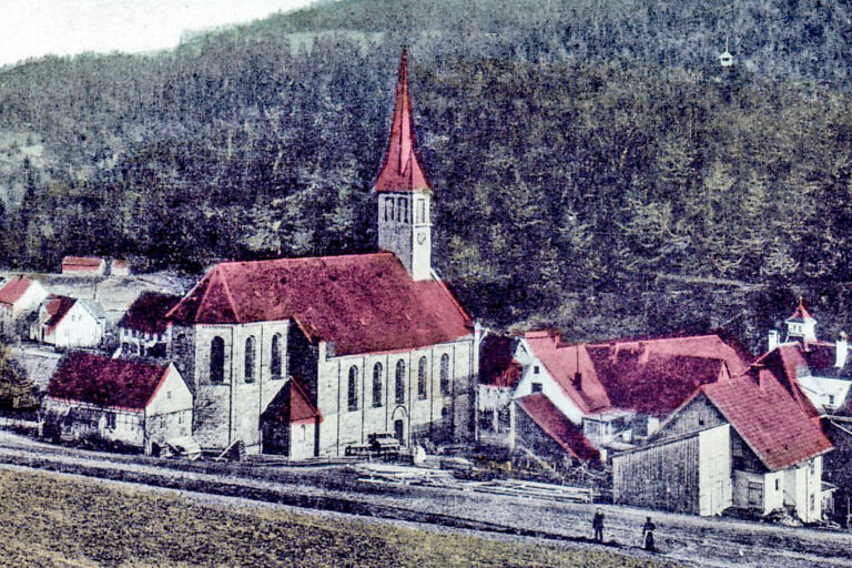 1910 KathKirche HaeuserDrumherum Kopie