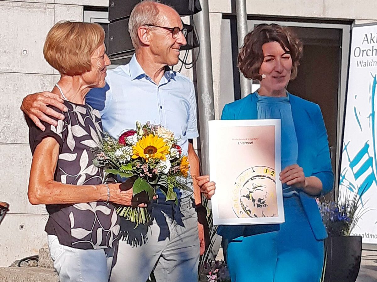 Ehrenbrief Robert Hermann 3