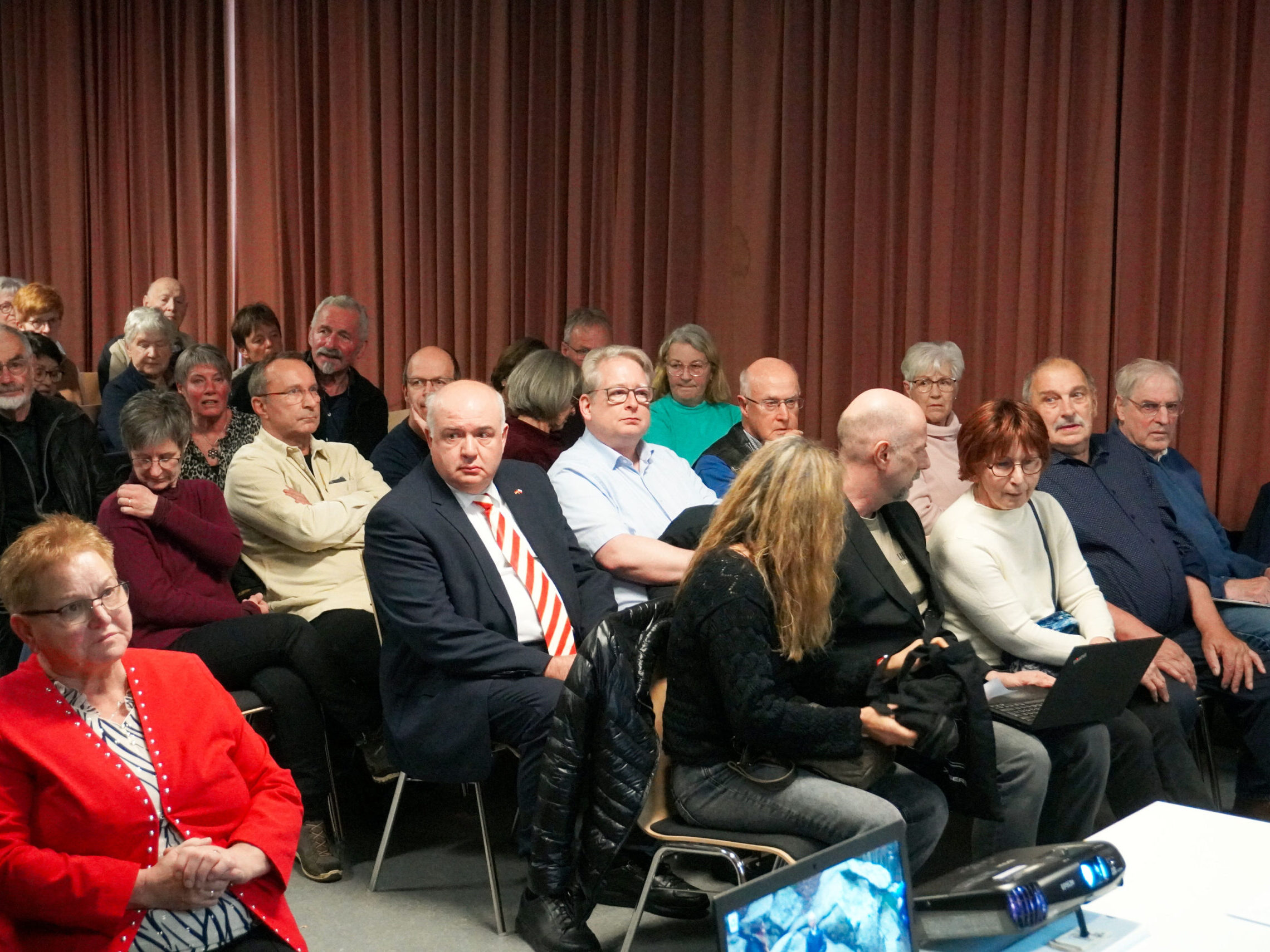 2025 11 16 Einweihung Mahnmal 02