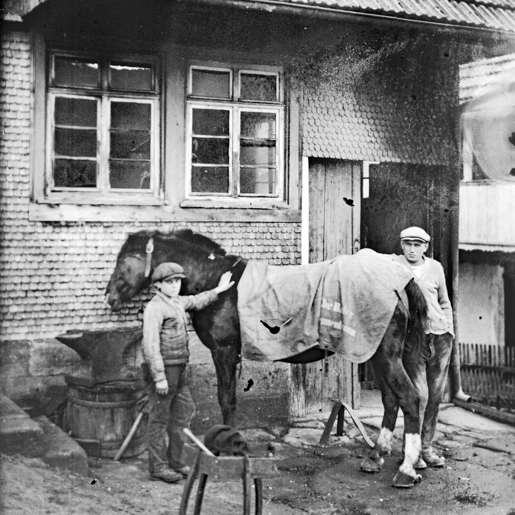 Haustafel Bild A 007 SB1 GP14 Hufschmid bearbeitet